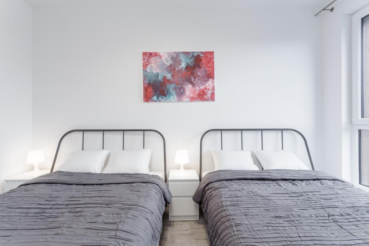Chill Apartments Family Apartments Warsawa Bagian luar foto