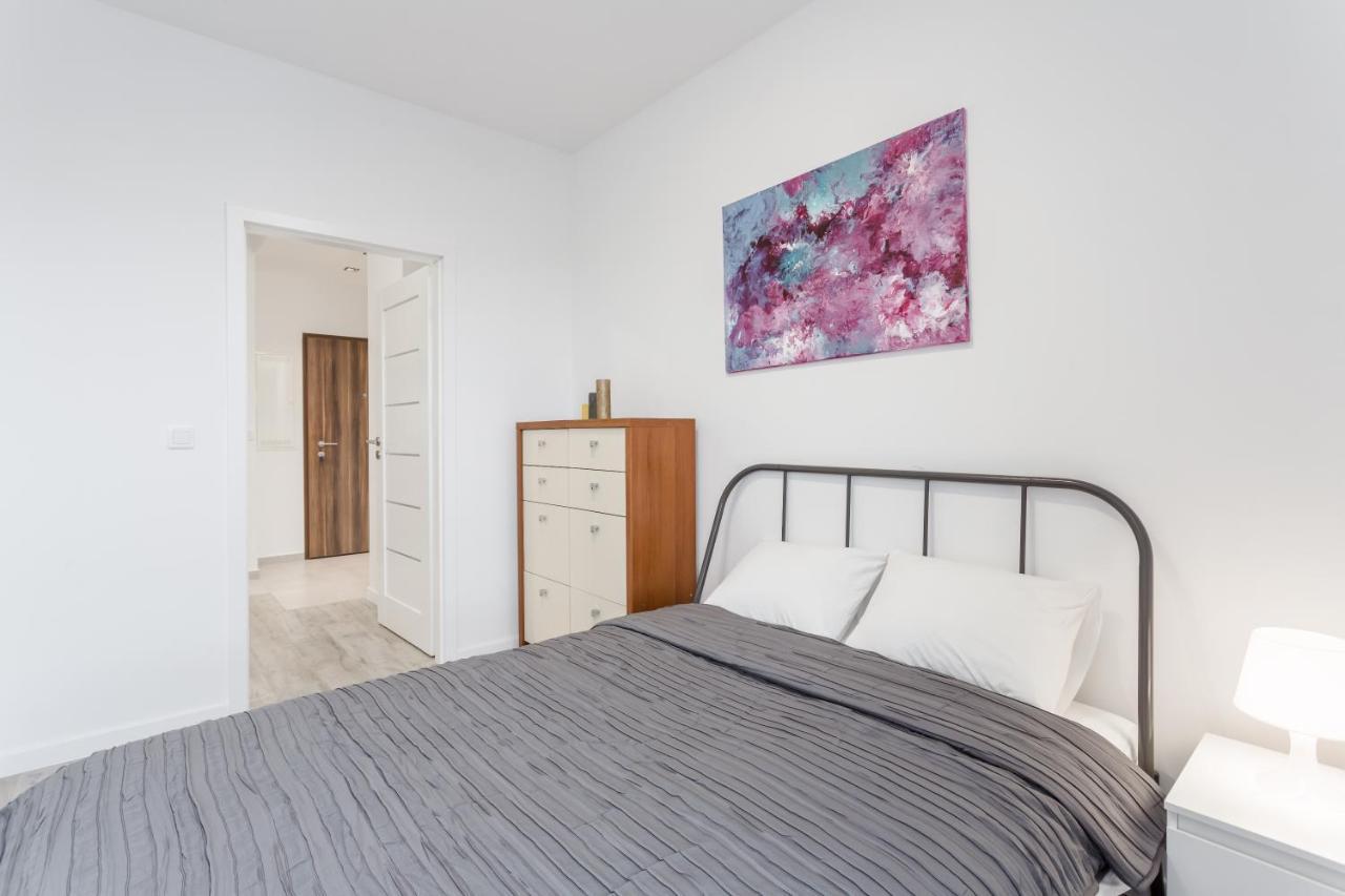 Chill Apartments Family Apartments Warsawa Bagian luar foto