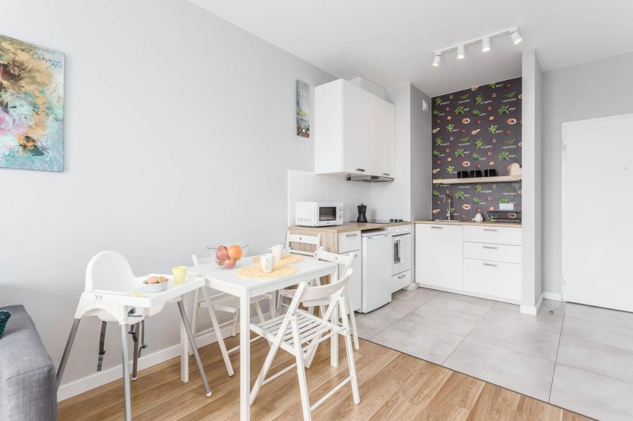 Chill Apartments Family Apartments Warsawa Bagian luar foto