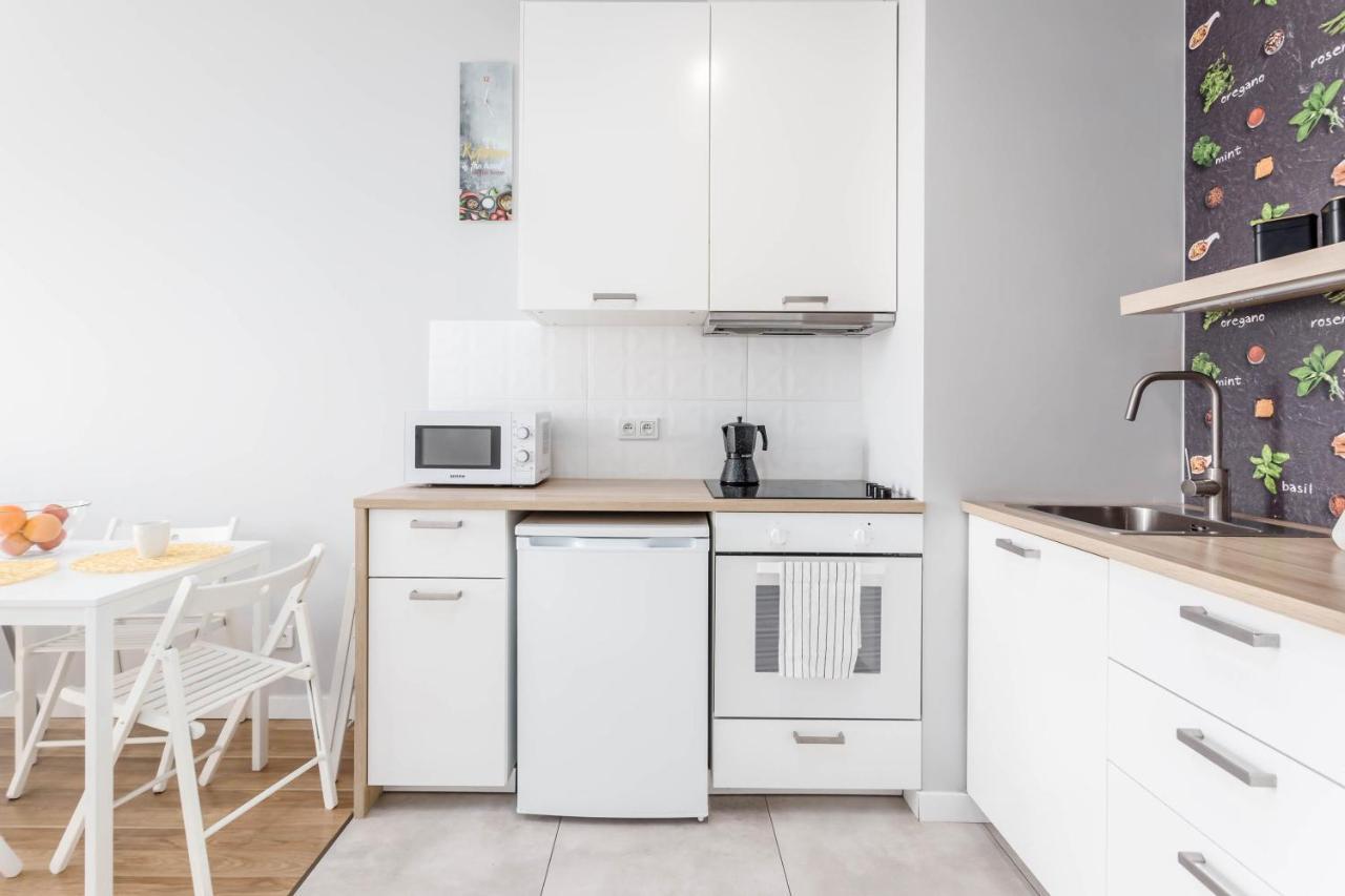 Chill Apartments Family Apartments Warsawa Bagian luar foto