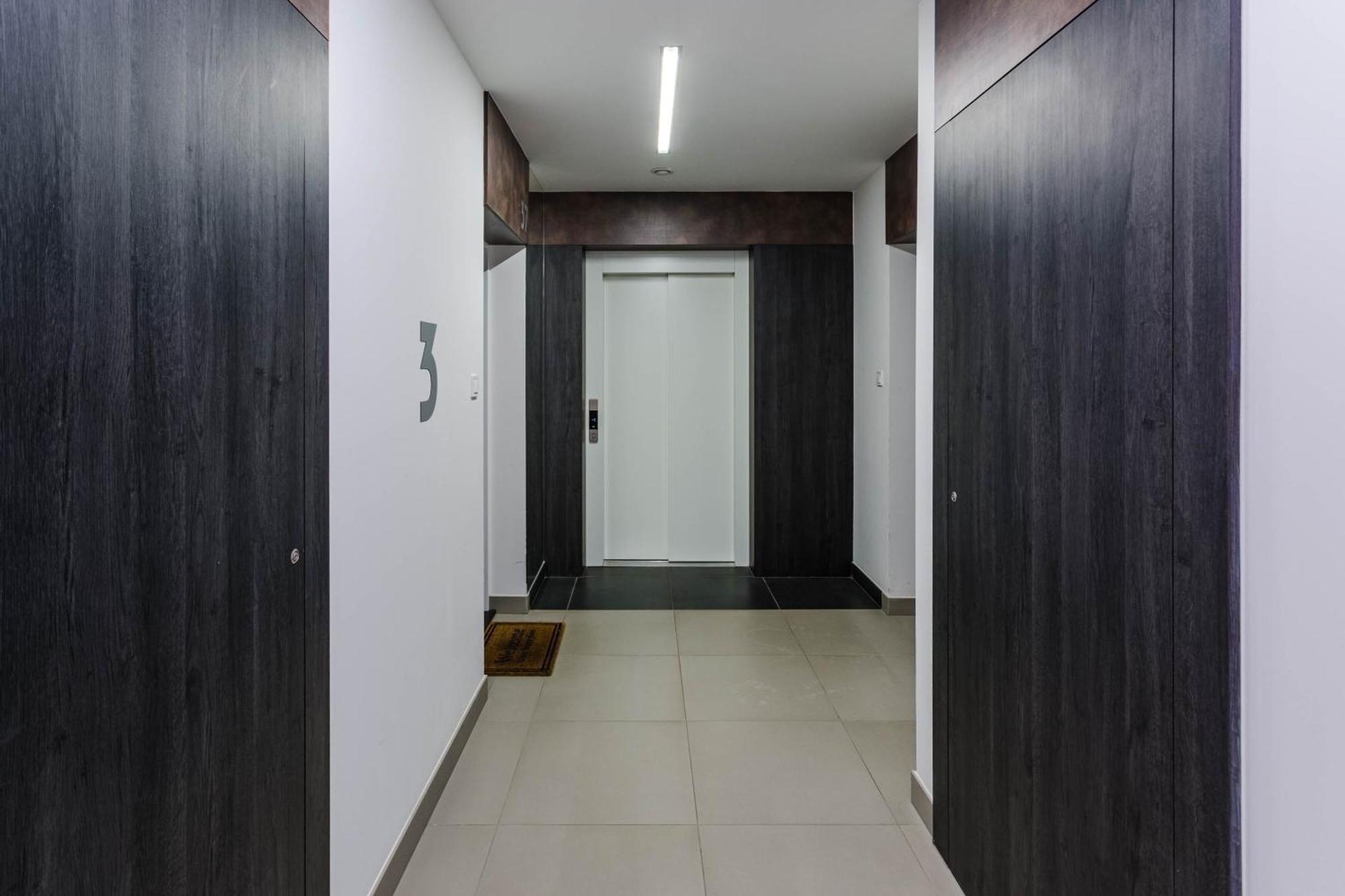 Chill Apartments Family Apartments Warsawa Bagian luar foto