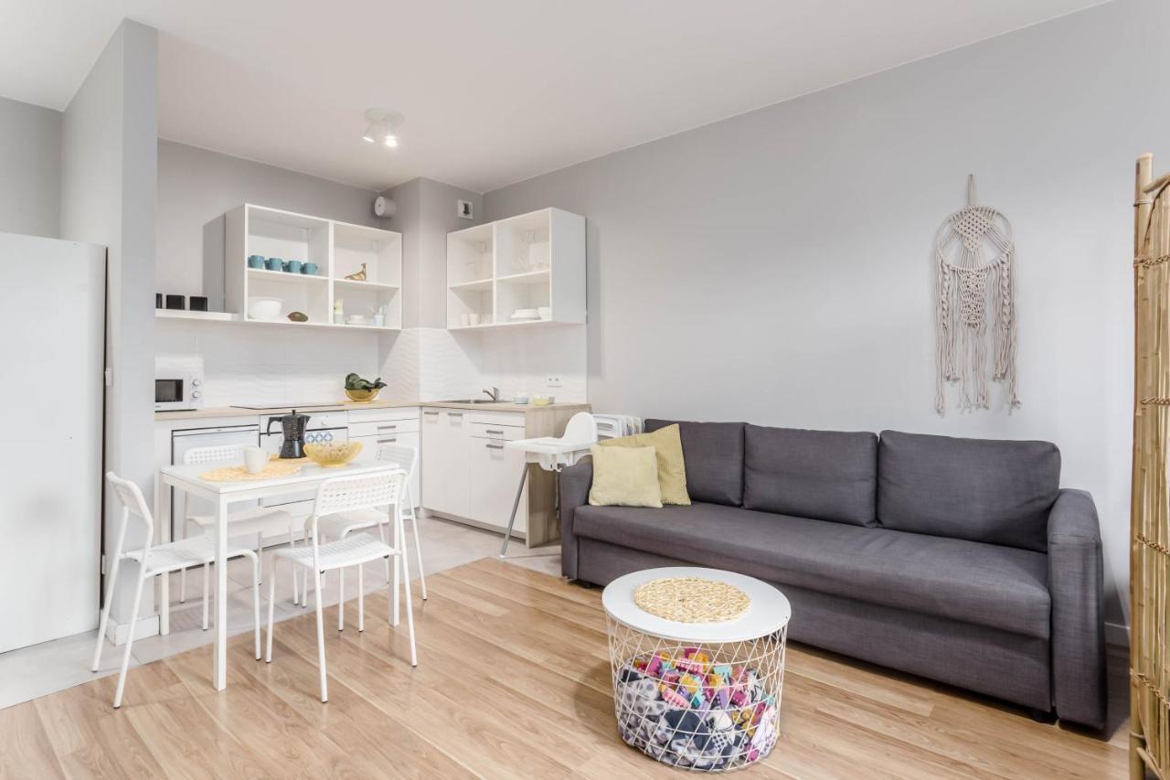Chill Apartments Family Apartments Warsawa Bagian luar foto